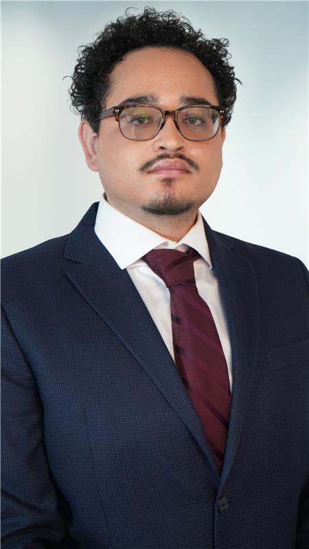 Roger Ricardez_Headshot 1 Roger Ricardez